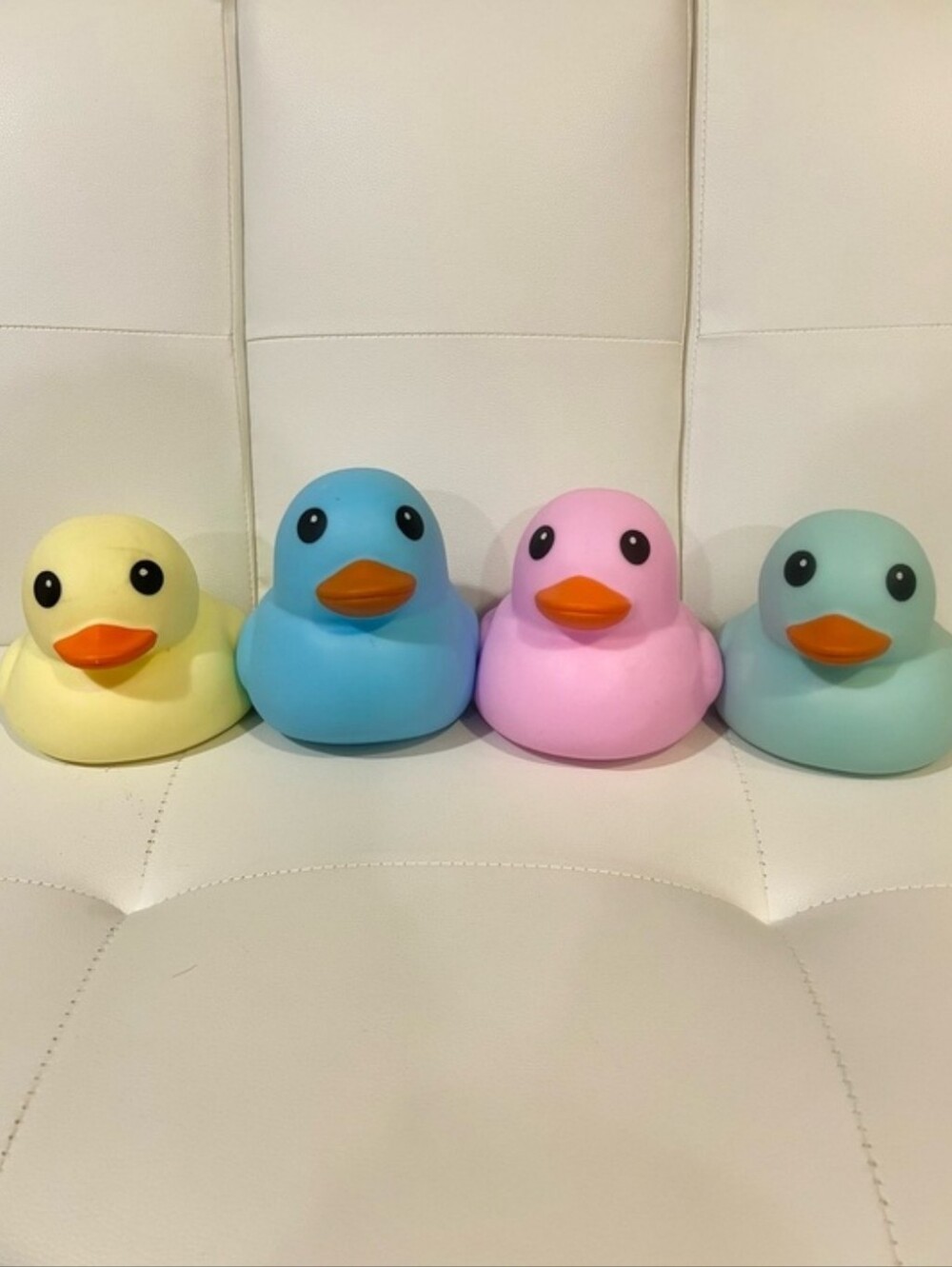 Toymendous Laffy Quacks Jumbo Squishy Duck 4x